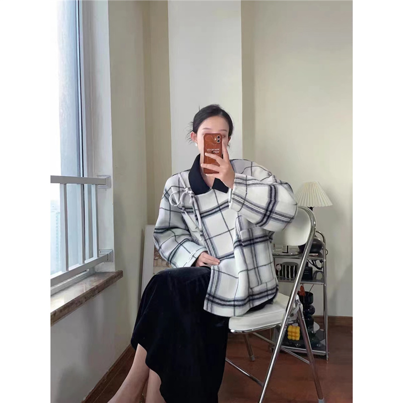 2023年秋冬季新款双面呢羊毛大衣女黑白格子显瘦短款系带毛呢外套