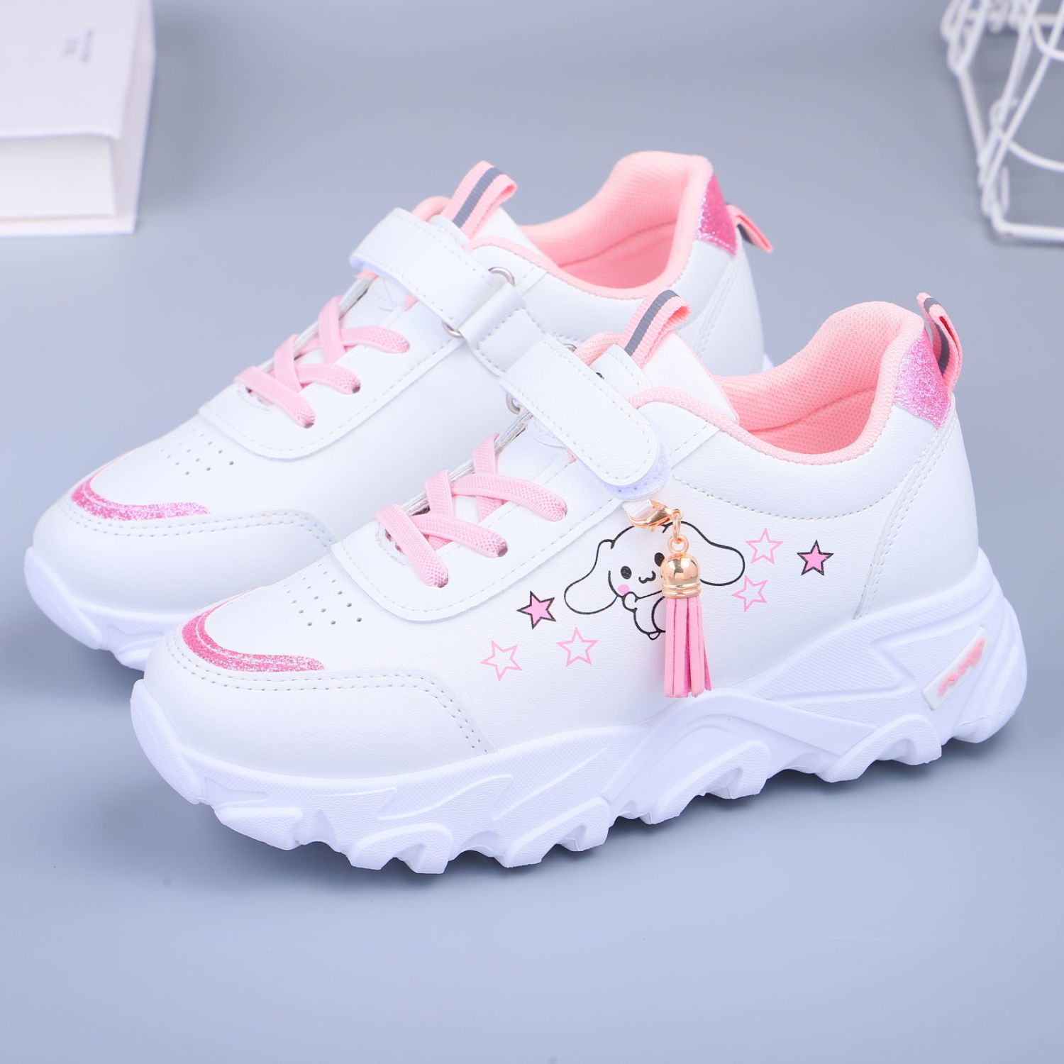 春季10大童11透气12跑步运动鞋13初中学生休闲女孩白色旅游鞋15岁