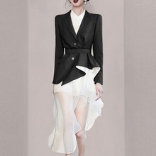 2022早秋新款白色连衣裙黑色西装外套时尚搭配优雅设计气质礼服女