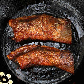 欢歌湖南鱼尾巴