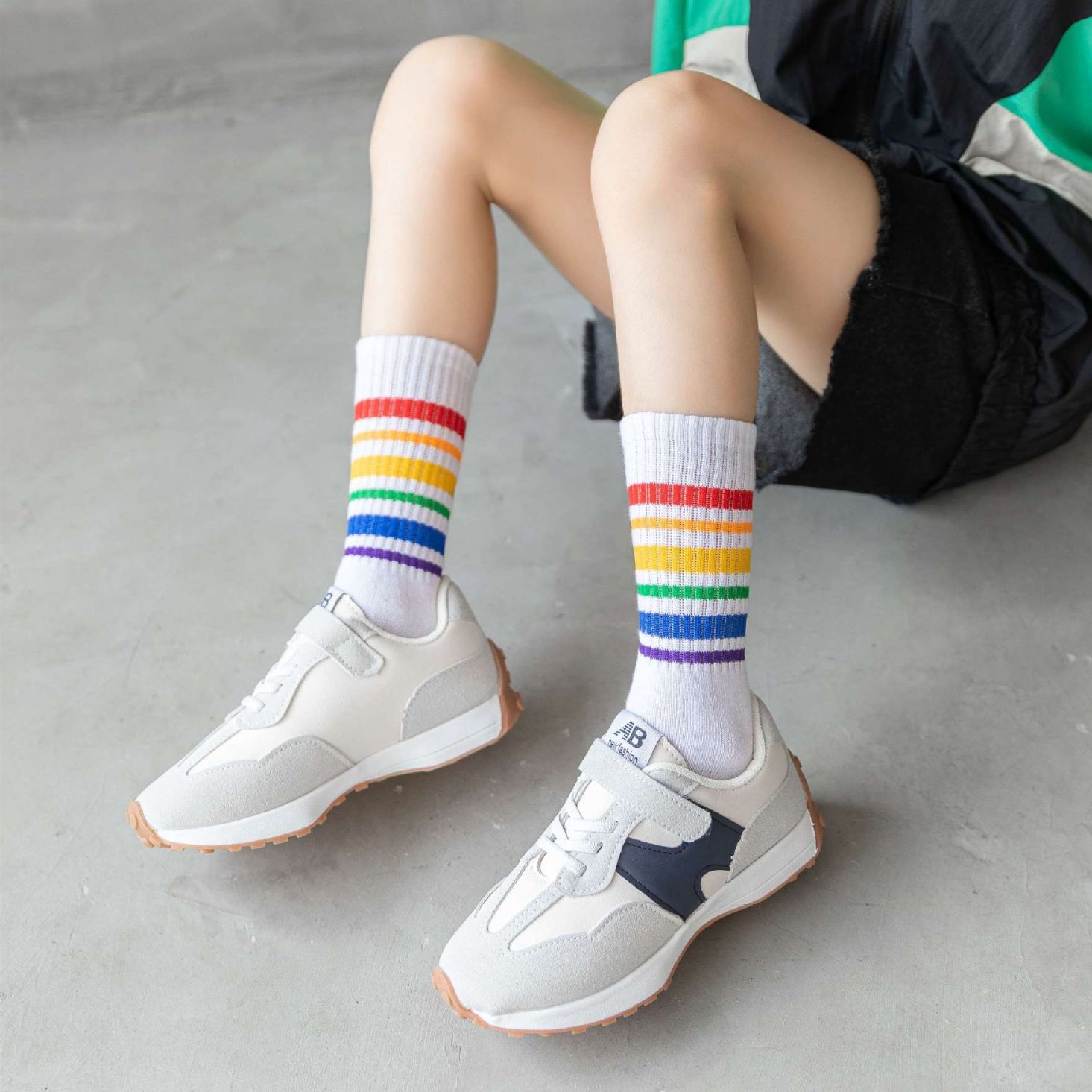 彩虹袜子女童春秋运动演出儿童条纹高筒袜潮女孩表演中大童长筒袜-阿