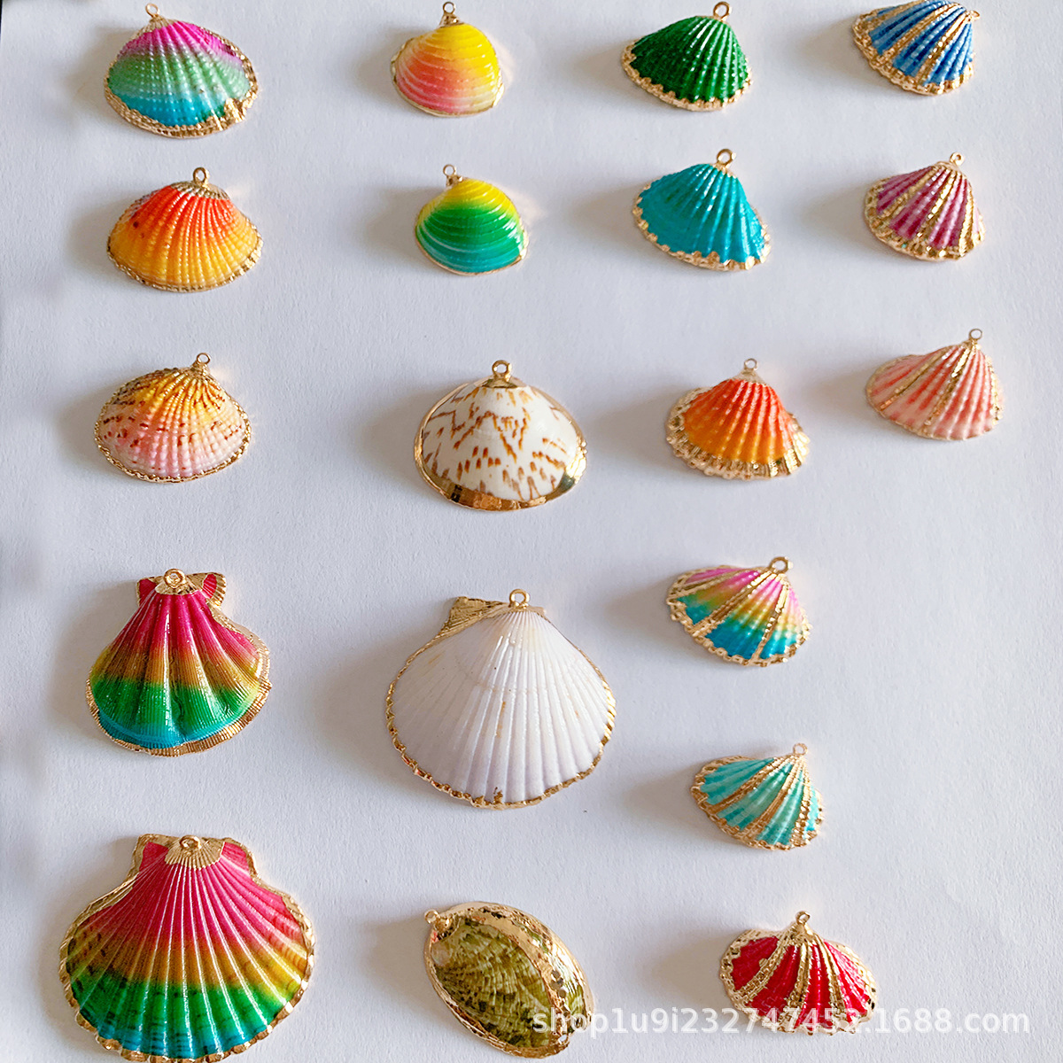 爱贝来彩色贝壳海螺吊坠电镀抛光彩色贝壳项链配饰跨境亚马逊货源