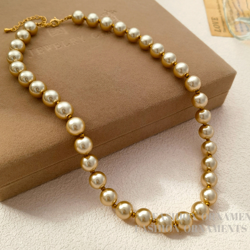 French Style High-Grade Champagne Pearl Necklace Fashionable Autumn and Winter New Sweater Chain Light Luxury Texture Clavicle Chain 2009