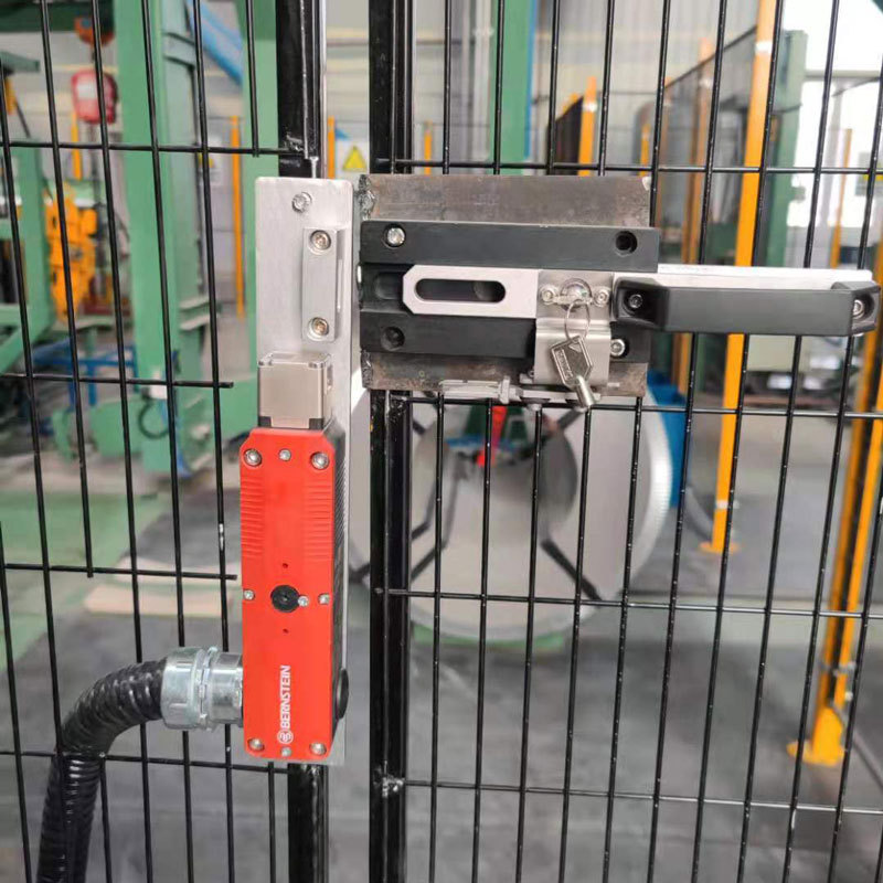 进口博恩斯坦安全门开关电磁门锁急停自锁按钮机械限位金属开关