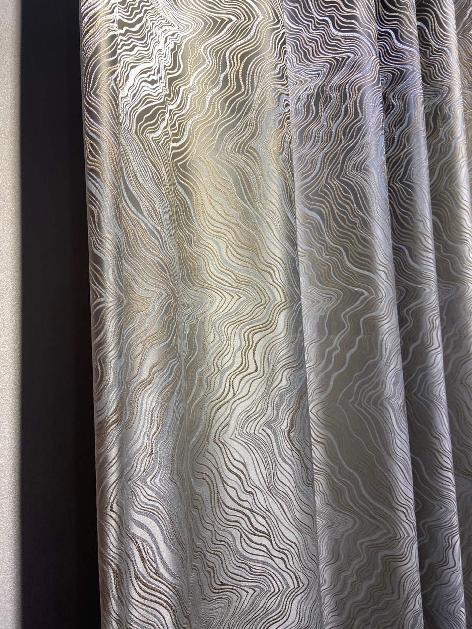 2021年新款轻奢窗帘时尚客厅遮光大气现代简约北欧高精密提花水波