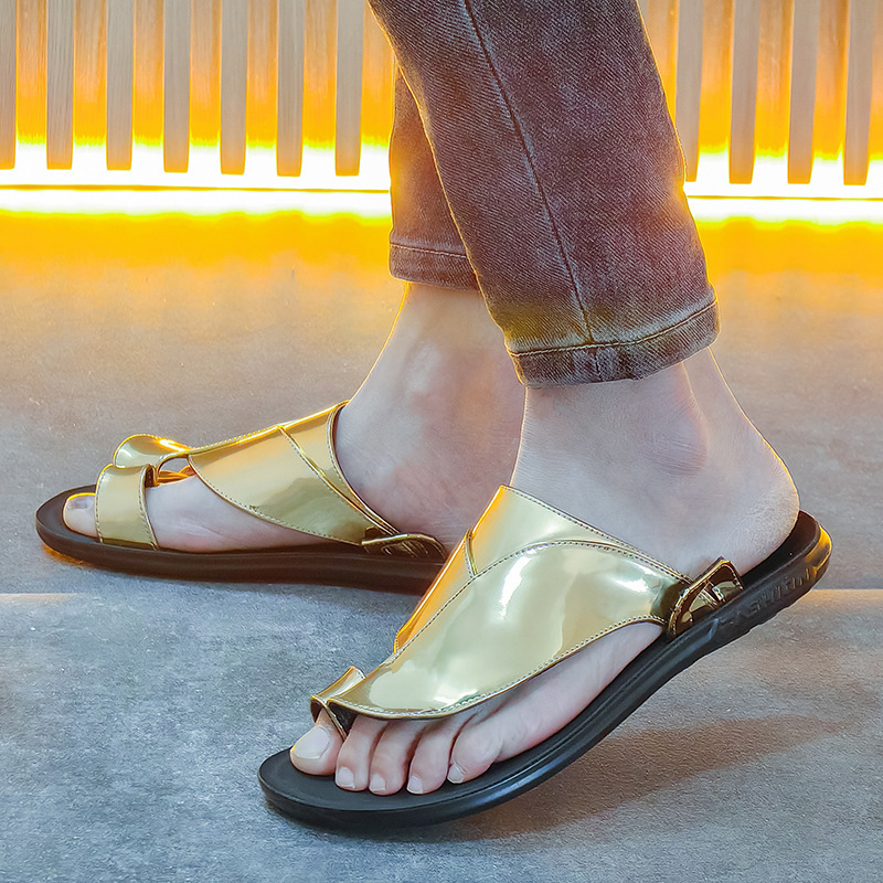跨境外贸新款欧美男士沙滩鞋2024夏季金色凉鞋套趾大码男式凉拖