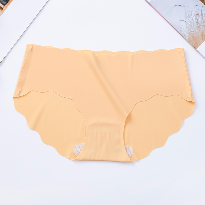 Ice Silk Wavy Edge Seamless One-Piece Non-Indentation Solid Color Women's Underwear Double-Layer Cotton Crotch Briefs in Stock