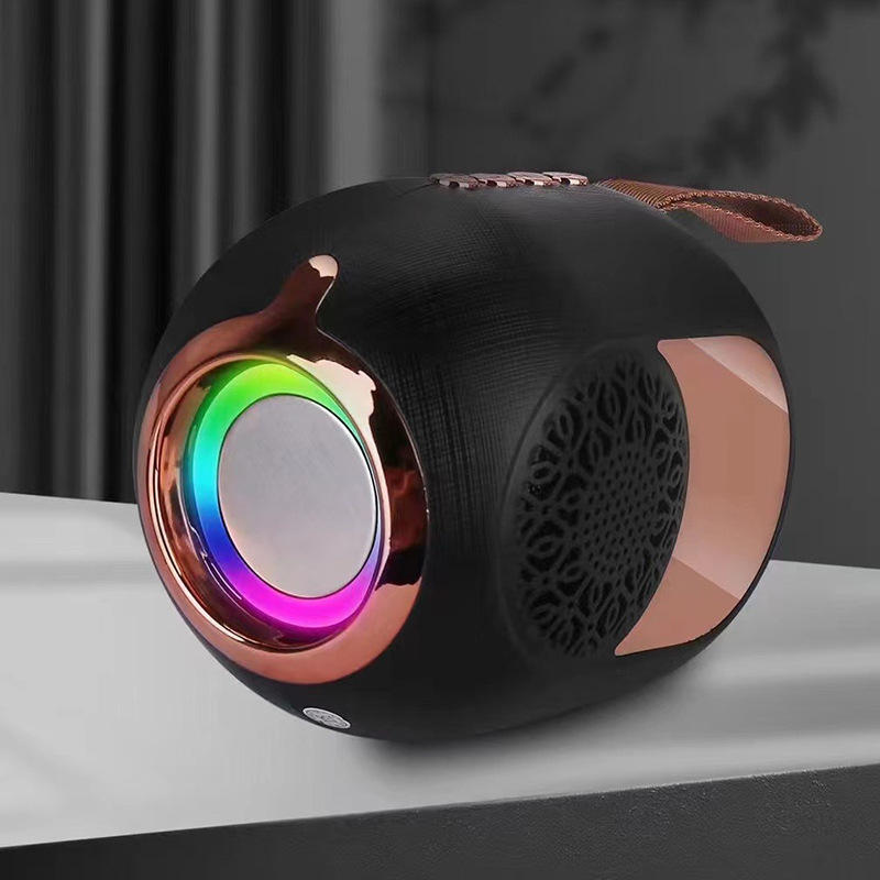 新款小金蛋蓝牙音箱便携迷你插卡创意礼品手提tws音响七彩灯礼品