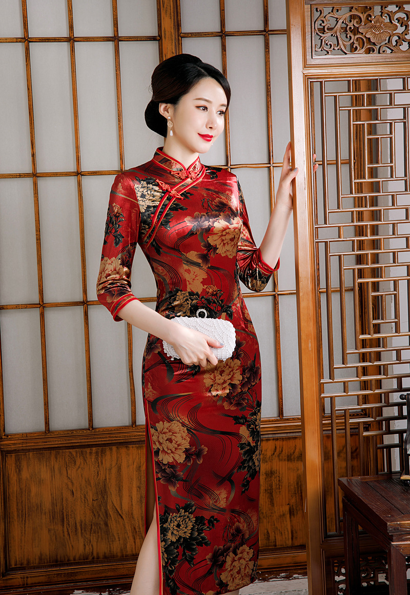 2021红色红旗袍长款中式丝绒七分袖中国风立领婚礼改良版旗袍