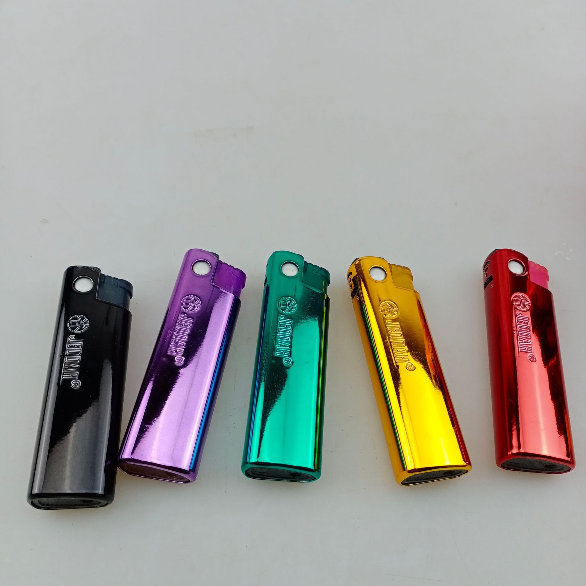 2元批发 防风金属火机 打火机 金属质感很好的火机 手感不错火机