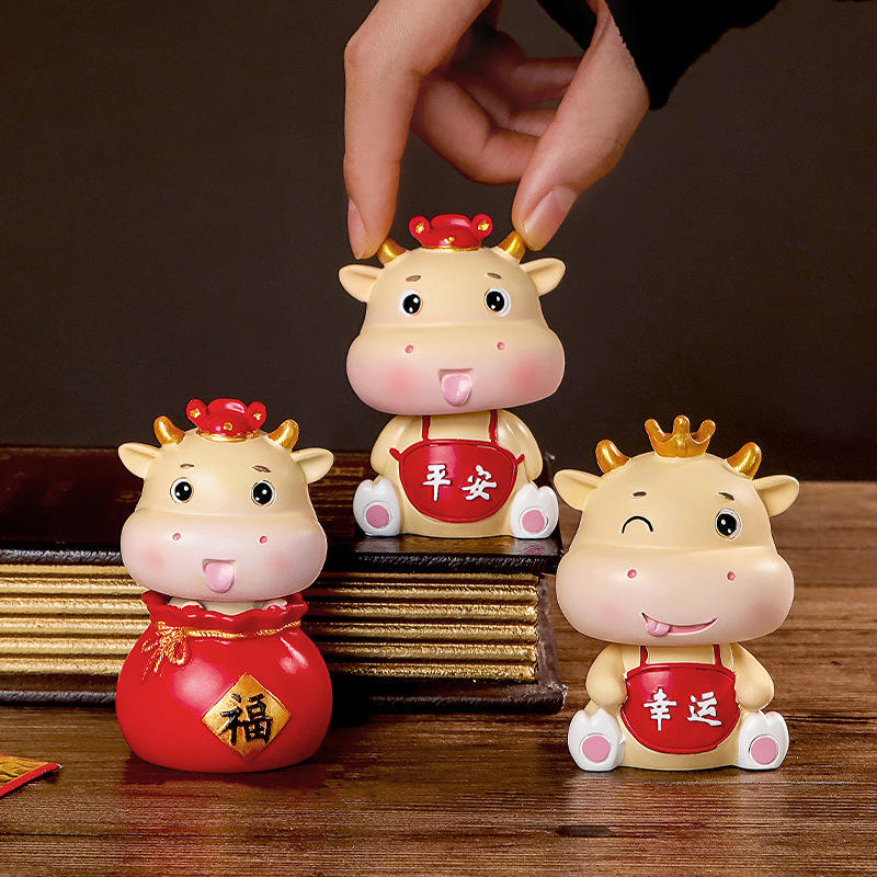 可爱卡通摇头牛创意牛年车载摆件客厅家居装饰品树脂工艺礼品