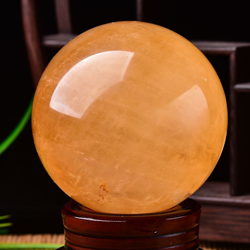 厂家批发 天然冰洲石黄水晶球原石打磨 家居装饰摆件新款现货直销