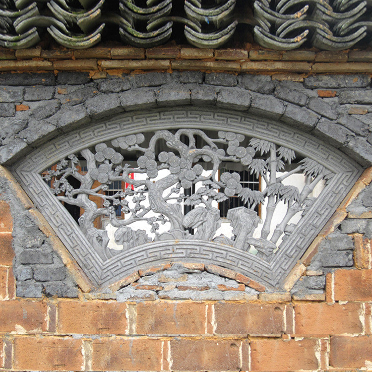 石雕透雕镂空花窗 园林别墅雕刻仿古石窗户 青石各种花型石窗批发