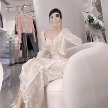 2024年夏季新款法式白色镂空仙女蕾丝V领吊带显身材连衣裙女长裙
