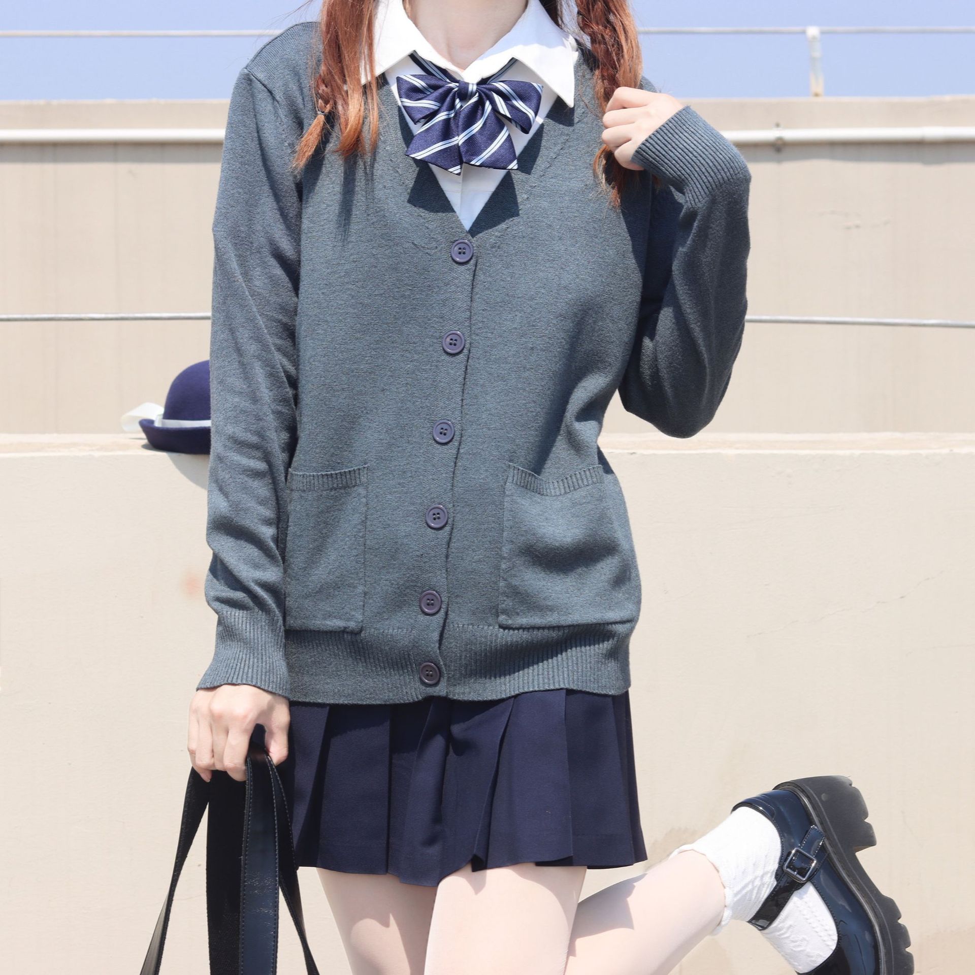 日系jk制服学院风针织衫基础款秋冬v领开衫毛衣外套学生校服班服