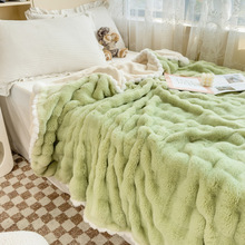 厂家批发轻奢毛毯床上用品泡泡绒兔绒暖阳绒球毛毯子宿舍盖毯睡毯