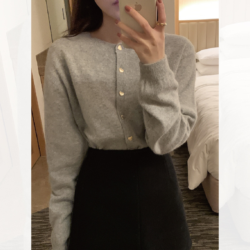 Love Buckle Soft Glutinous Sweater Coat Women's Autumn Outer Wear Slimming round Neck Short Inner Knitted Long-Sleeved Top Women Clothes