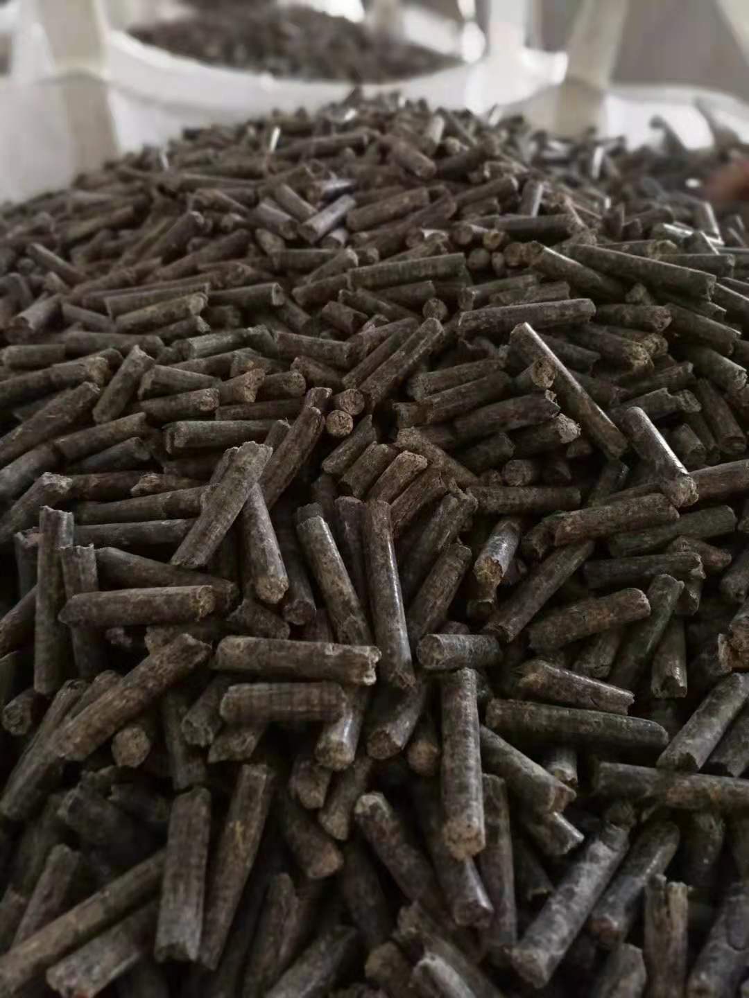 生物质颗粒 杂木屑颗粒 木质颗粒 杂木颗粒