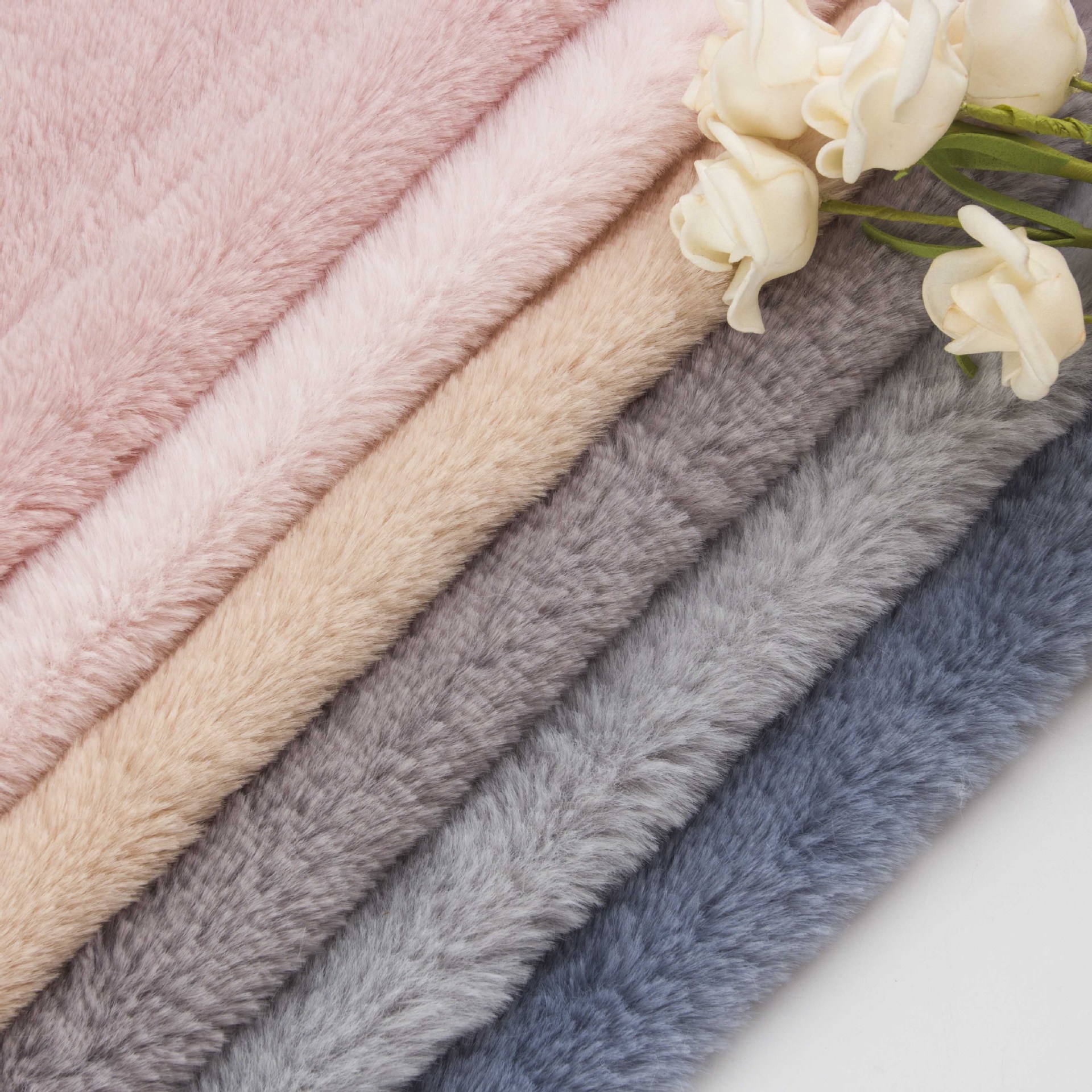 厂家直供小兔毛仿兔毛pv绒小兔毛人造毛鞋帽服装家纺针织面料现货