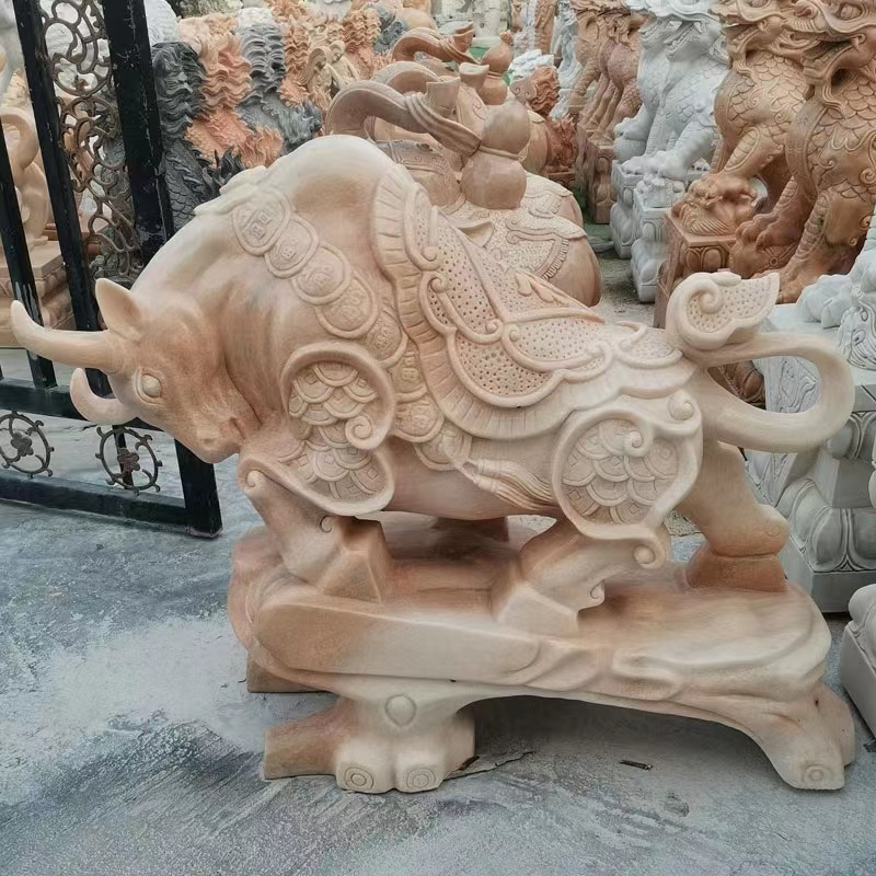 石雕 牛 晚霞红中式动物招财镇宅水牛气冲天园林公司广场公园摆件