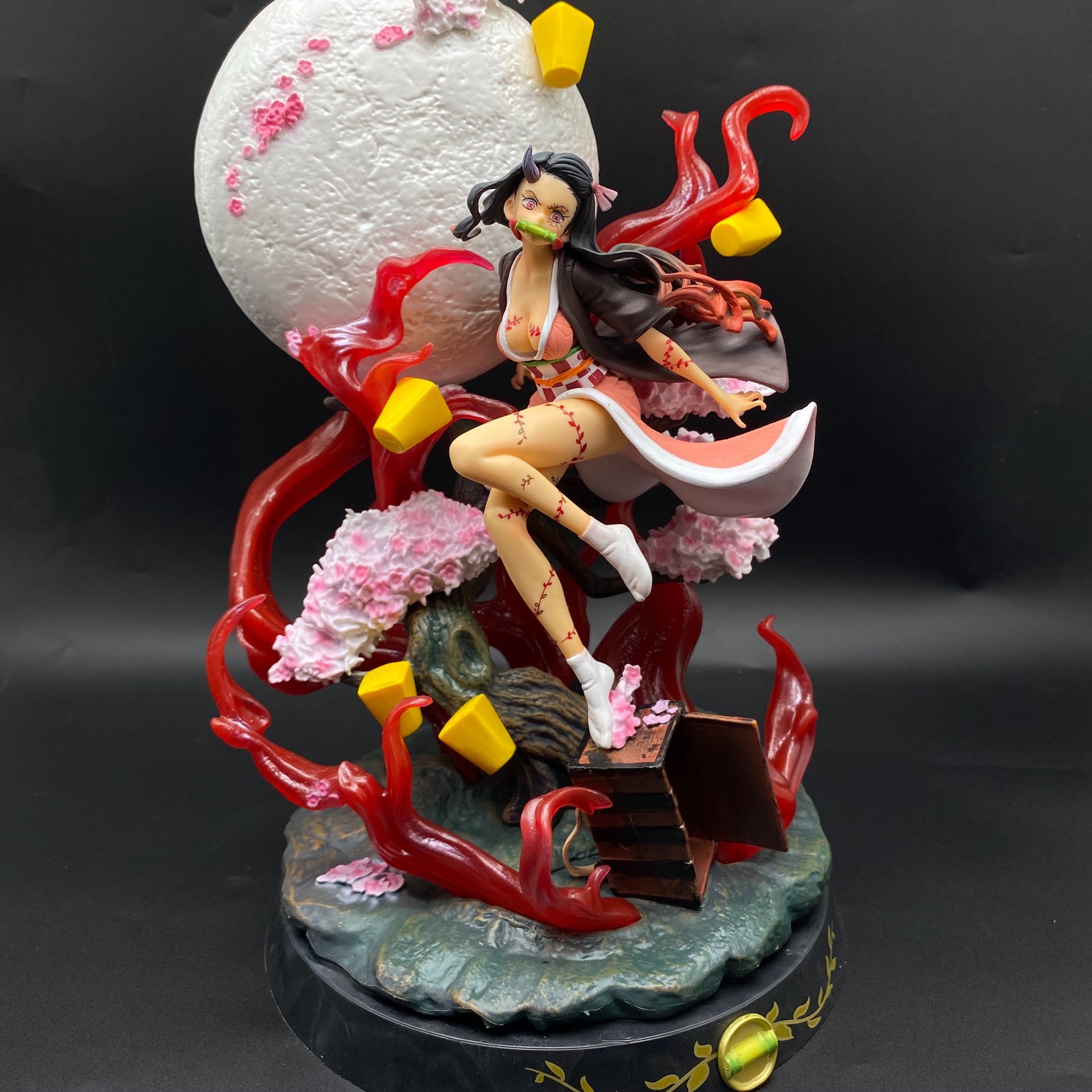 优质版鬼灭之刃暴血灶门弥祢豆子gk型手办生日礼物模型雕像动漫