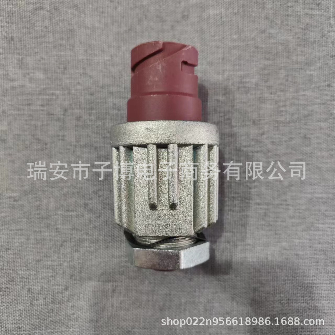 陕汽重卡原厂配件德龙f2000制动灯开关f3000刹车灯dz93189582550