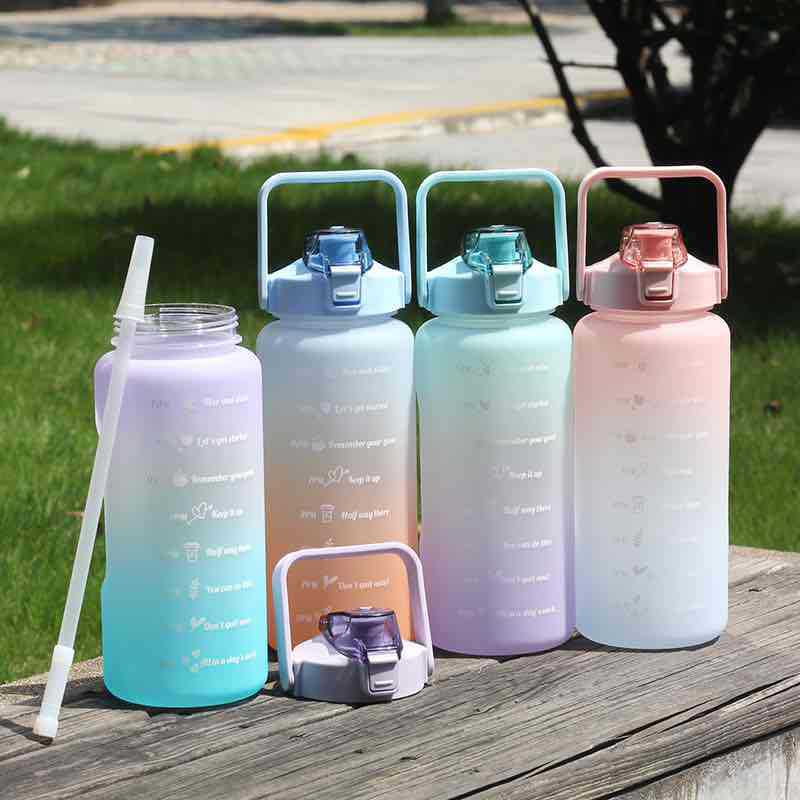 Outdoor Large Capacity Gradient Color Frosted Plastic Water Cup Sports Fitness Time Scale Tumbler Customizable