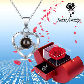 跨境ozon爆款100种语言心形投影项链ins时尚礼物欧美热卖饰品吊坠