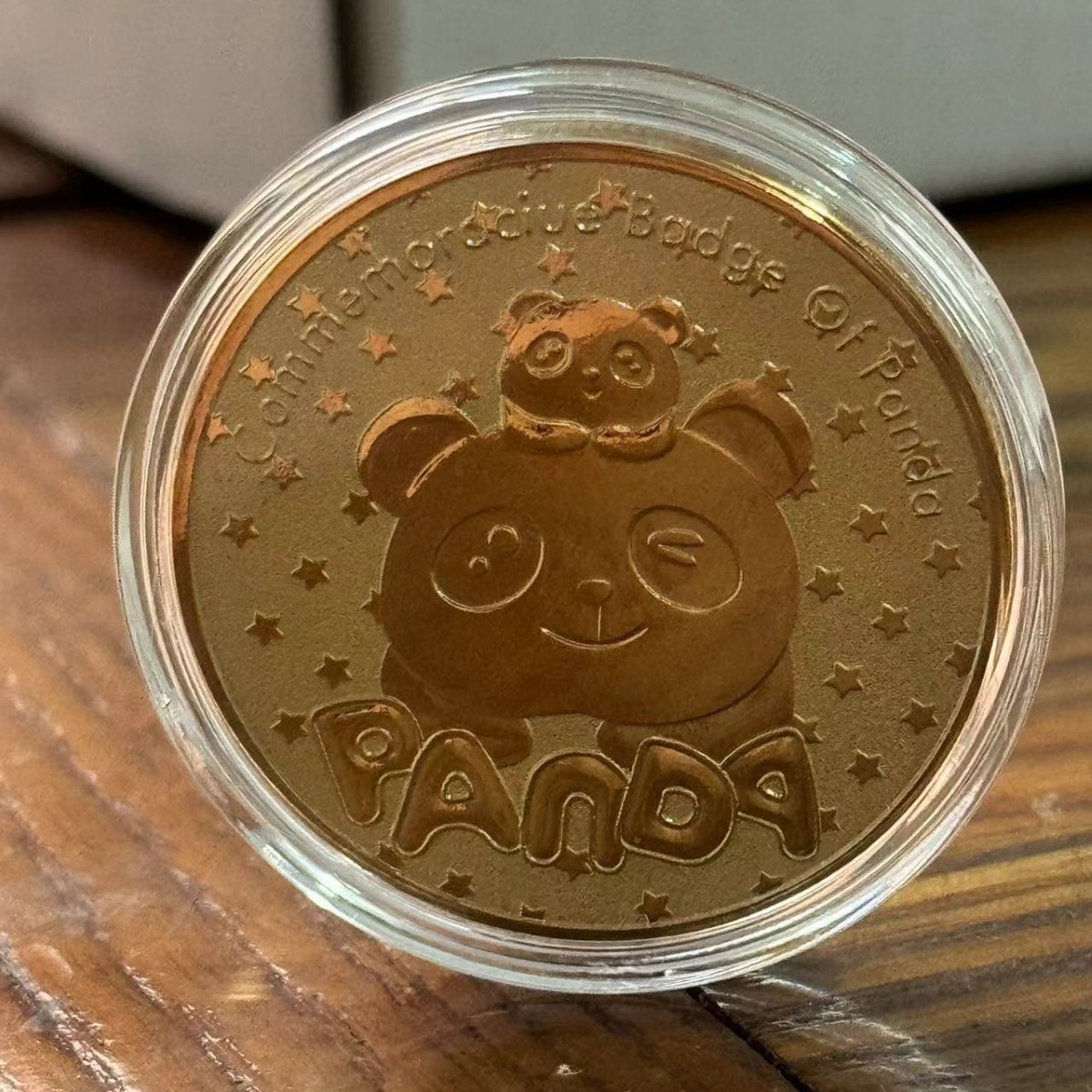 中国国宝熊猫浮雕动物镀金纪念章 旅游景区纪念收藏礼品工厂批发