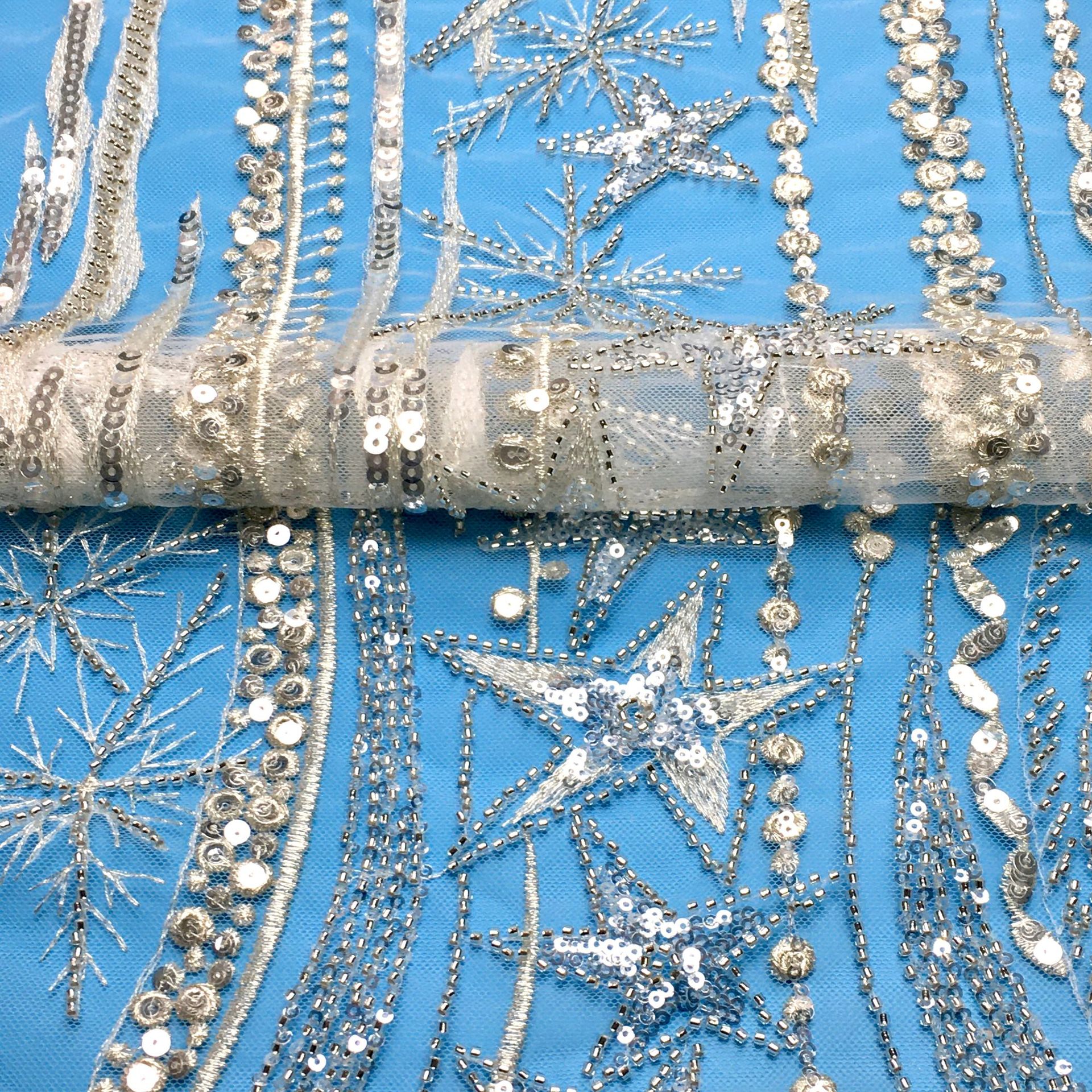 欧美珠管珠片绣婚纱礼服面料立体可定制白色精细花型布料