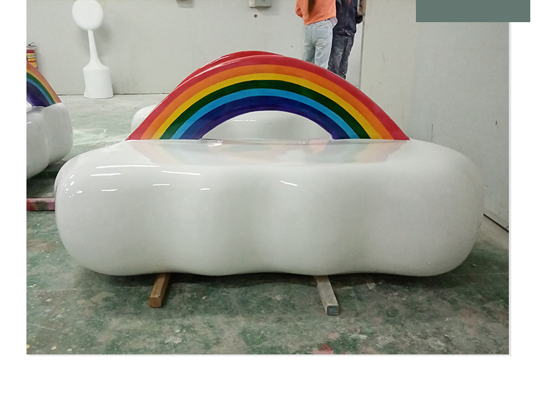 商场休闲座椅彩虹云朵坐凳创意玻璃钢坐椅商场美陈游乐园休闲长椅