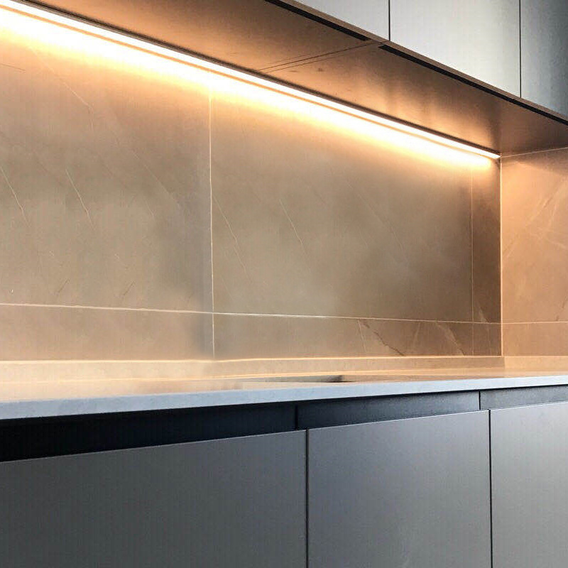 嵌入式橱柜灯衣柜酒柜书柜吊柜感应手扫led灯带开门即亮隐形灯条