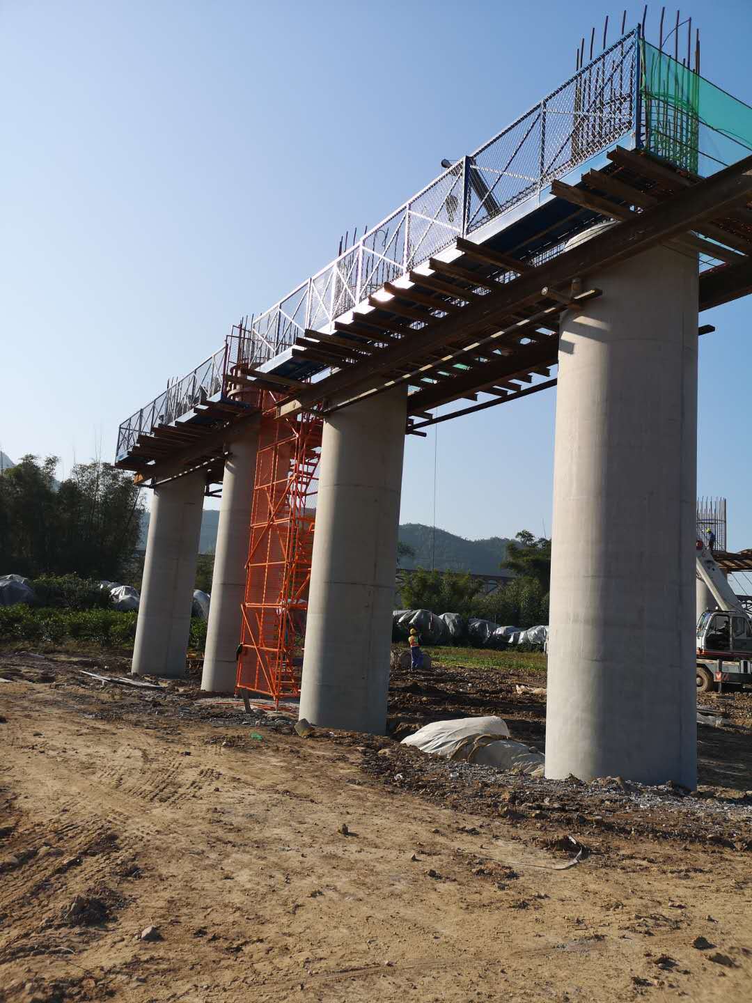 高工厂家直供盖梁施工平台 现货现发襄垣盖梁安全施工操作平台