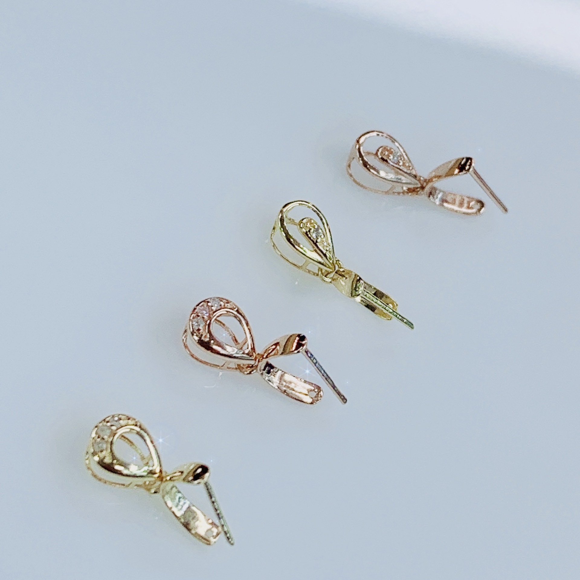 18k金吊坠扣头简约玉坠斜孔夹扣佛公翡翠黄金瓜子卡扣配件批发