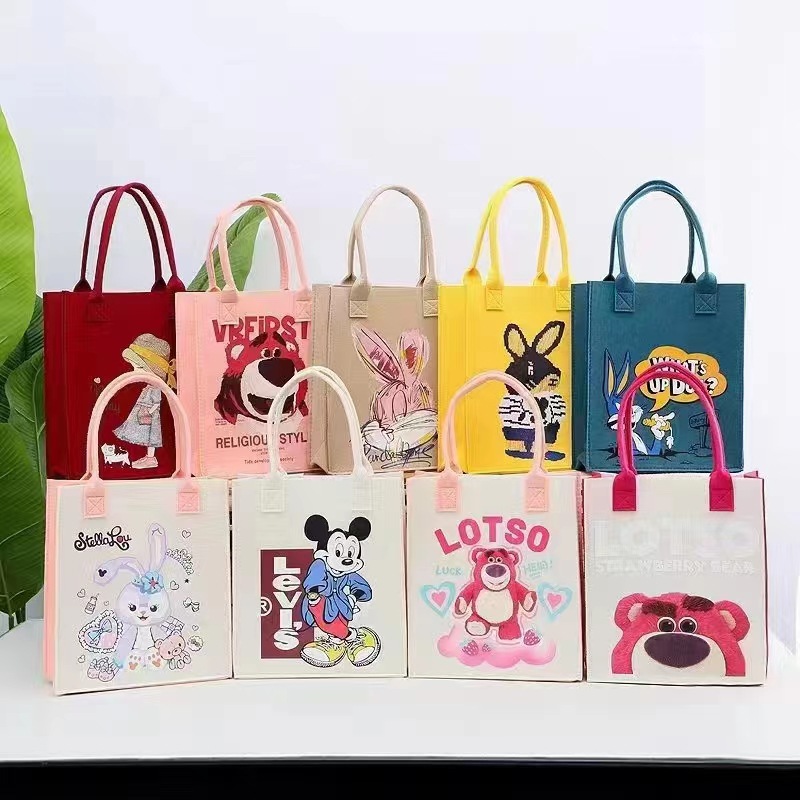 2023 Internet Hot New Felt Bag Gift Handbag Cartoon Felt Handbag Tote Bag Logo Gift Bag