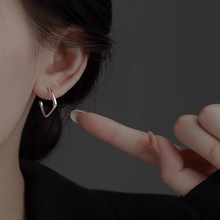 S925银耳环女素圈高级感2023新款小众设计气质爆款耳钉耳饰大耳圈