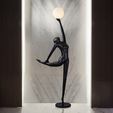 雕塑落地灯人像举球地灯设计师酒店客厅大堂展厅创意人体摆件灯具