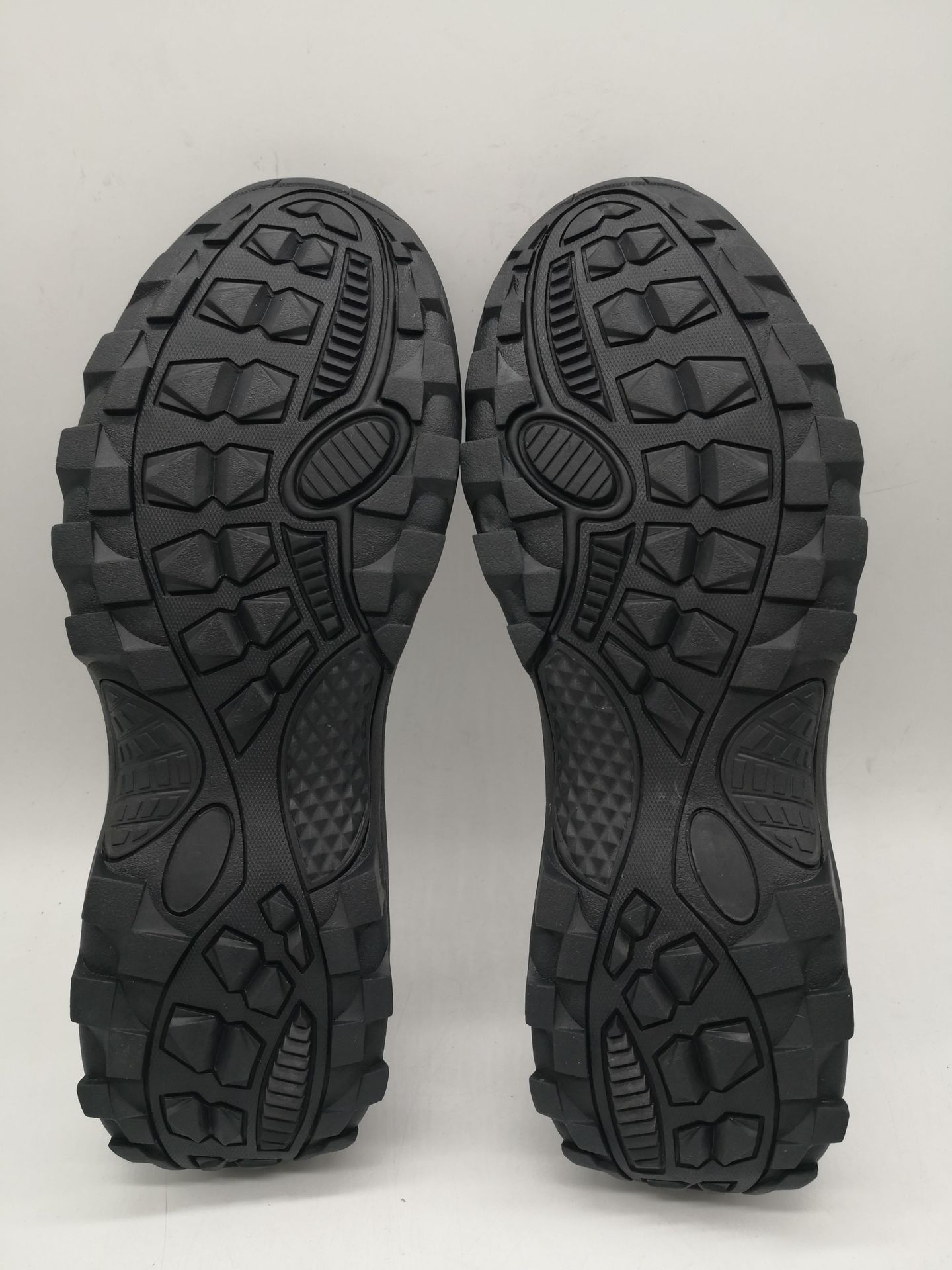 厂家直供劳保鞋底橡胶工作鞋防护大底批发定制