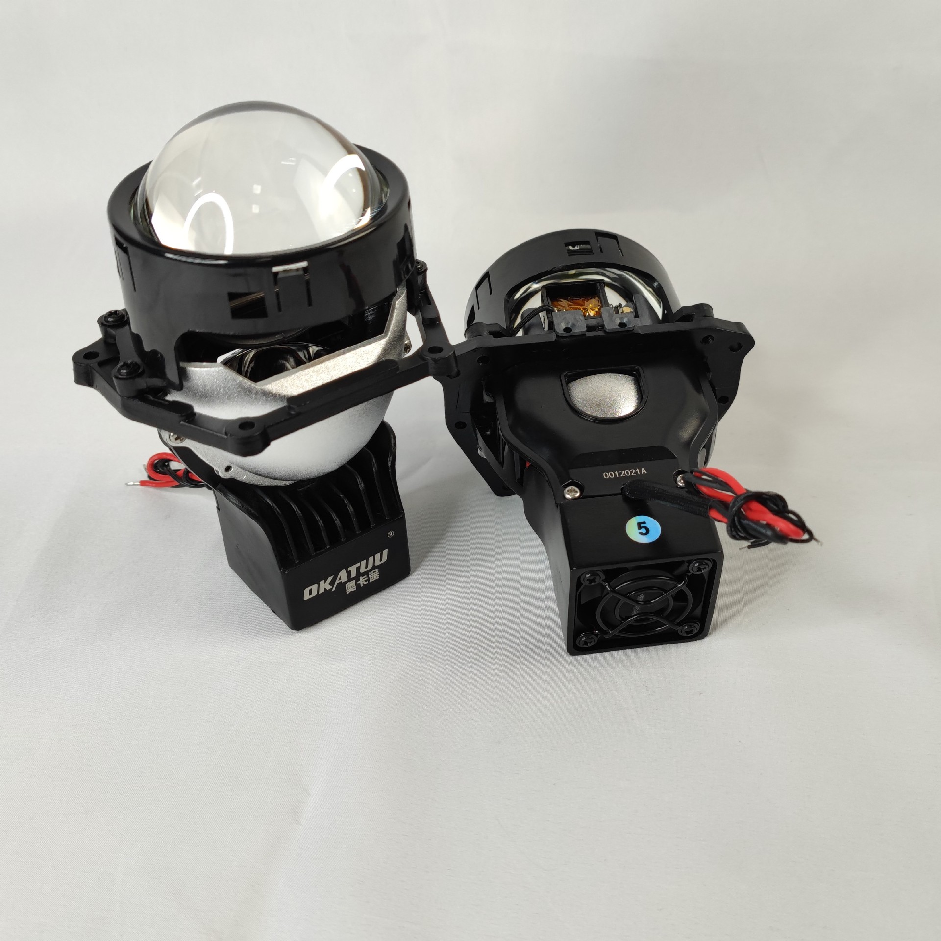 【新品上市】奥卡途汽车激光大灯双光透镜远近一体极速启动