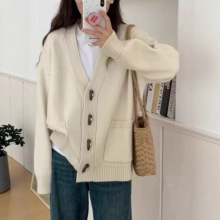 2025高级感V领单排扣毛衣开衫女外套春秋韩版宽松针织衫上衣