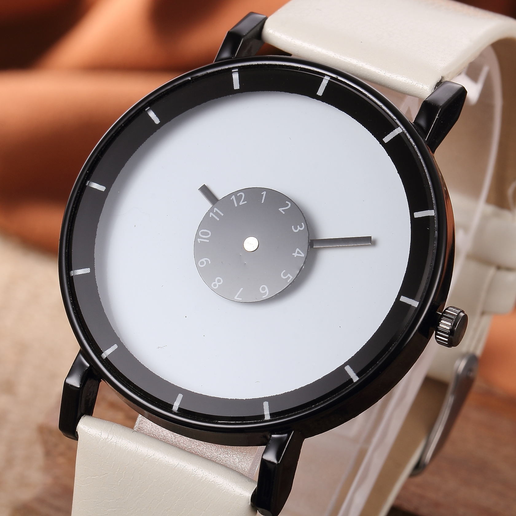 韩国时尚潮流原宿风手表黑白简约转盘大学生男女韩版情侣石英皮带