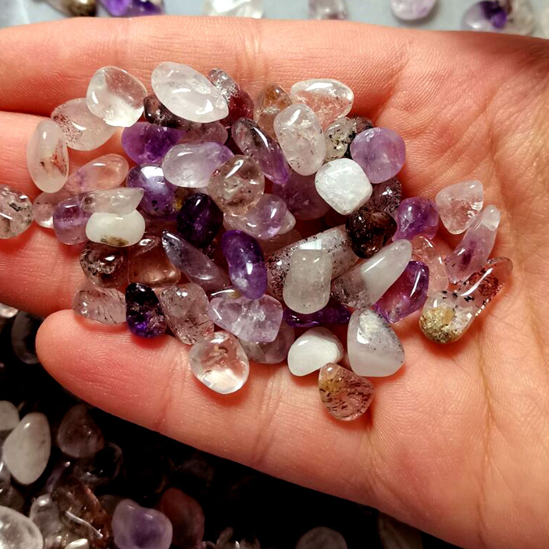 100克价超七水晶碎石裸石打磨抛光盆景石鱼缸石