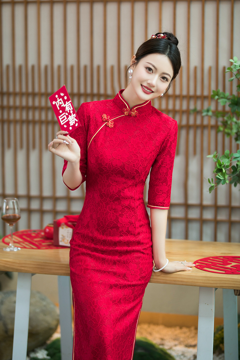 新款走秀回娘家旗袍长款秋改良红色中袖蕾丝旗袍气质修身显瘦礼服