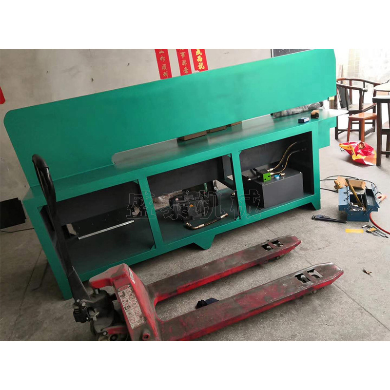 交通标志牌铆合机器交通标牌铆钉机道路警示牌标牌自冲铆接机