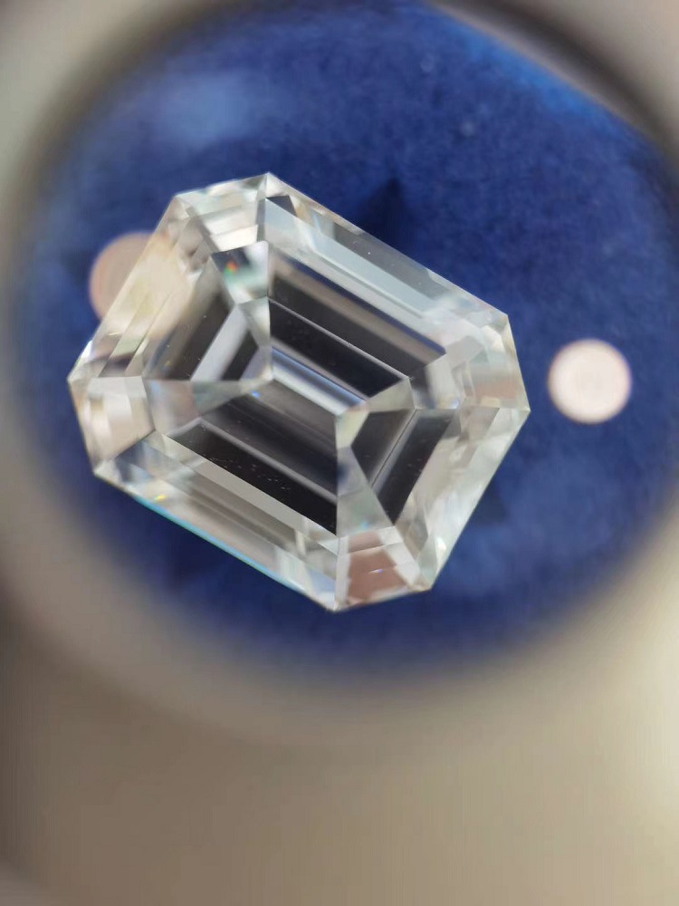 黄河旋风人造钻石 培育钻石 1克拉 裸钻 祖母绿 异形钻 igi gia