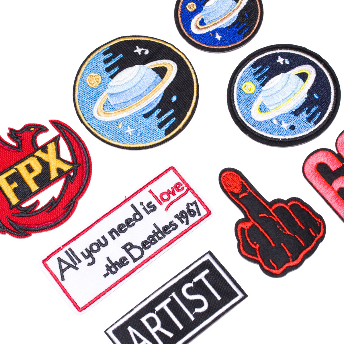 新款时尚电脑刺绣花补丁贴布贴星球衣服装饰章子标贴花速卖通货源