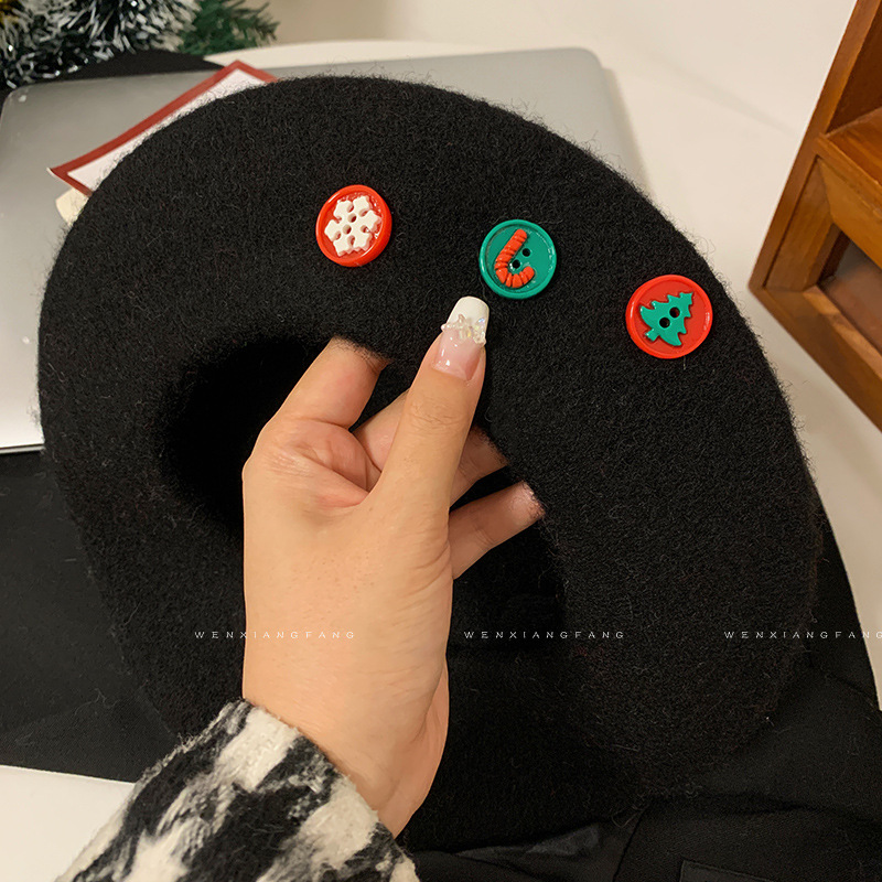 Red Christmas Beret Women's Autumn and Winter Korean Style Face-Looking Small Button Beret Painter Hat Retro Easy Matching Hat