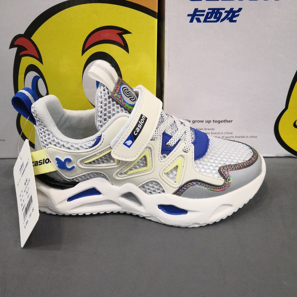 卡西龙童鞋男童夏季镂空现货轻便运动网面女童网布透气童鞋现货