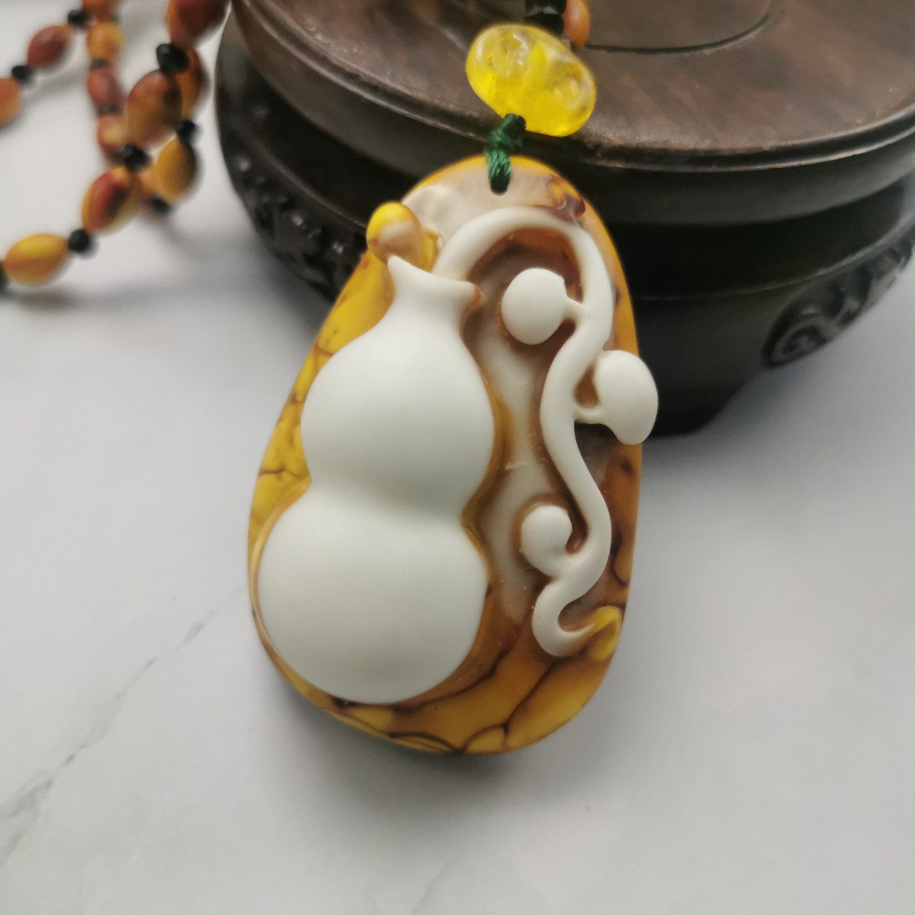 2021新款长款项链龙涎香吊坠秋冬毛衣链挂饰旅游景区纪念礼品批发