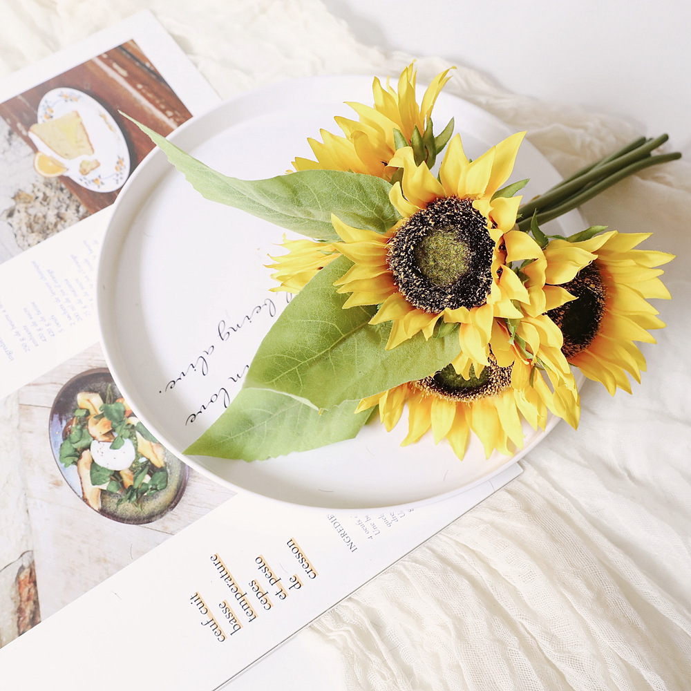 批发向日葵花束厂家婚庆装饰品仿真花绿植物跨境ins假花yc1038